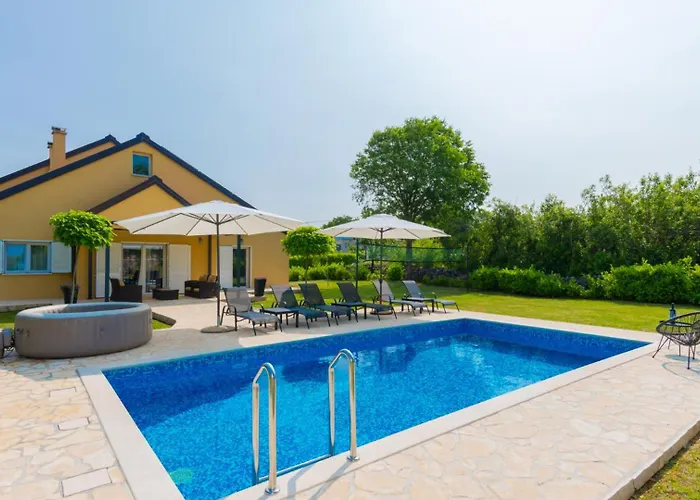 Tea - Makarska By Guide *